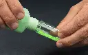 2030_Powder-Refill-Pack_Use-1.webp